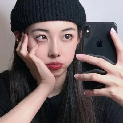 九凤家的锦鲤喵殿下海报
